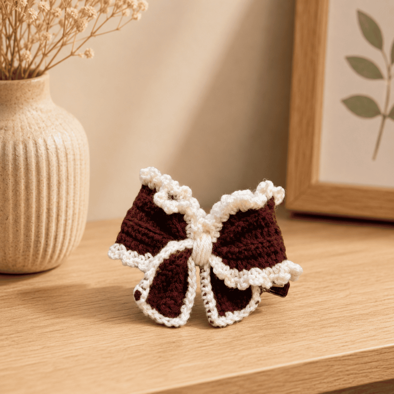Snow Trim Crochet Bow Hair Clip - Image 2